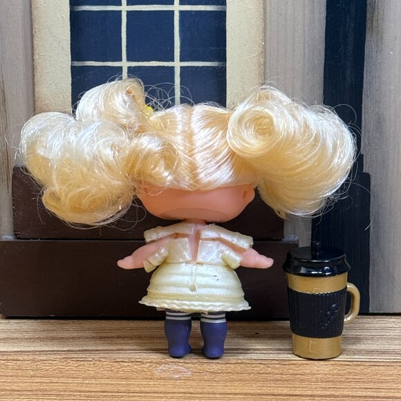 LOL Surprise Big Hair Hair Goals Doll 3.5" - Picture 4 of 6